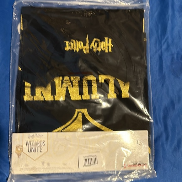 Brand new Harry Potter adult t-shirt in size medium. - Picture 3 of 4